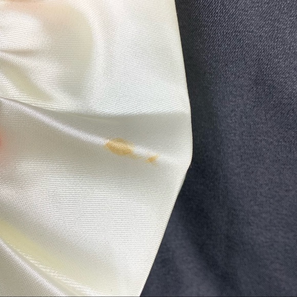 60s Ruffled Blouse - Picture 6 of 9